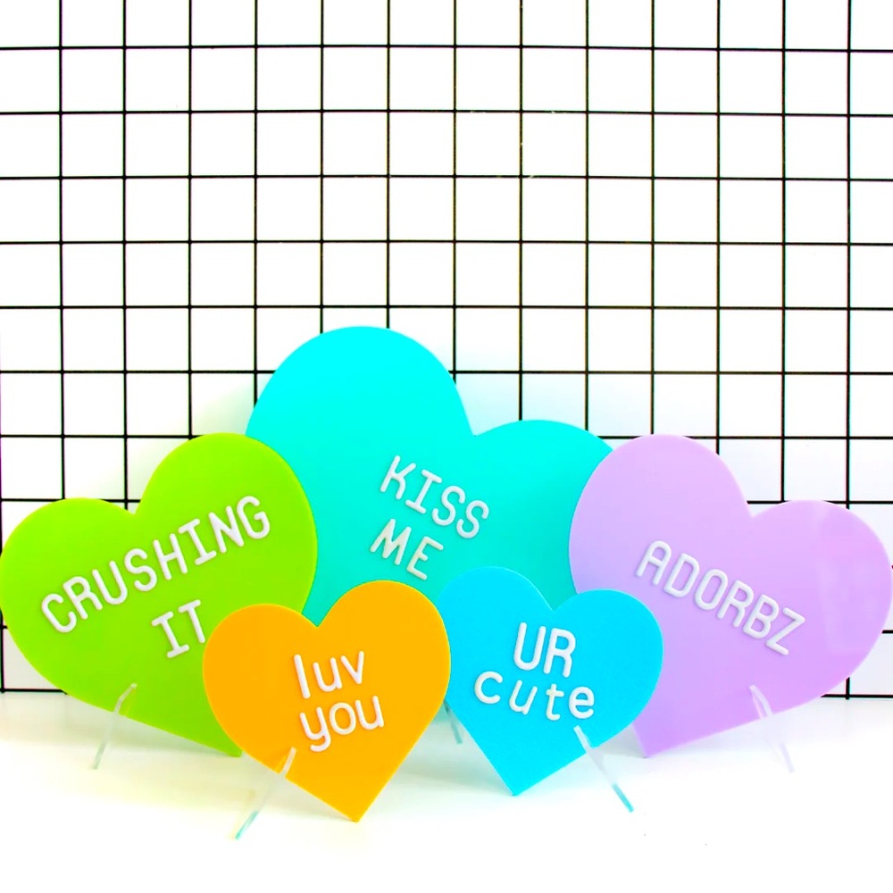 NIB: Customizable Acrylic Heart Set